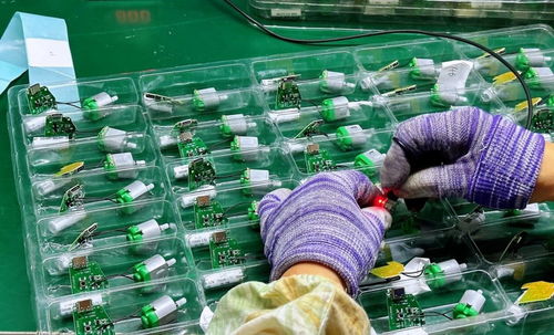 多多跨境 以創(chuàng)新模式賦能中國工廠，引領(lǐng)全球化新貿(mào)易